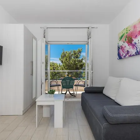 Libertas Beach Apartmán